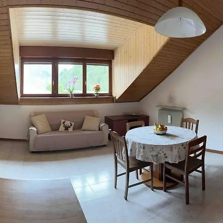 公寓 Tess'home *